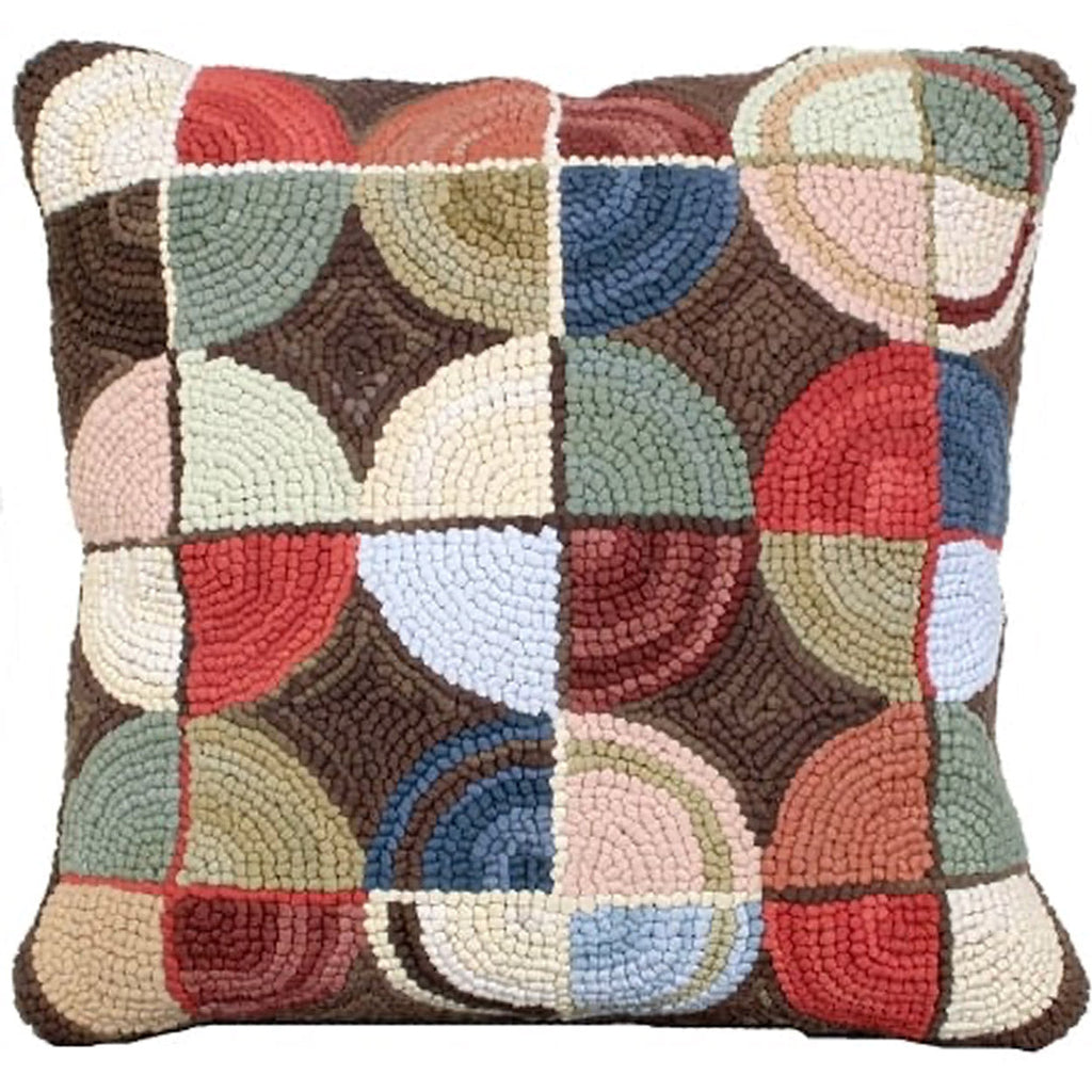 Hand Hooked Rustic Lodge Camp Tekoa Circle Pattern Wool Pillow, Size: 18x18